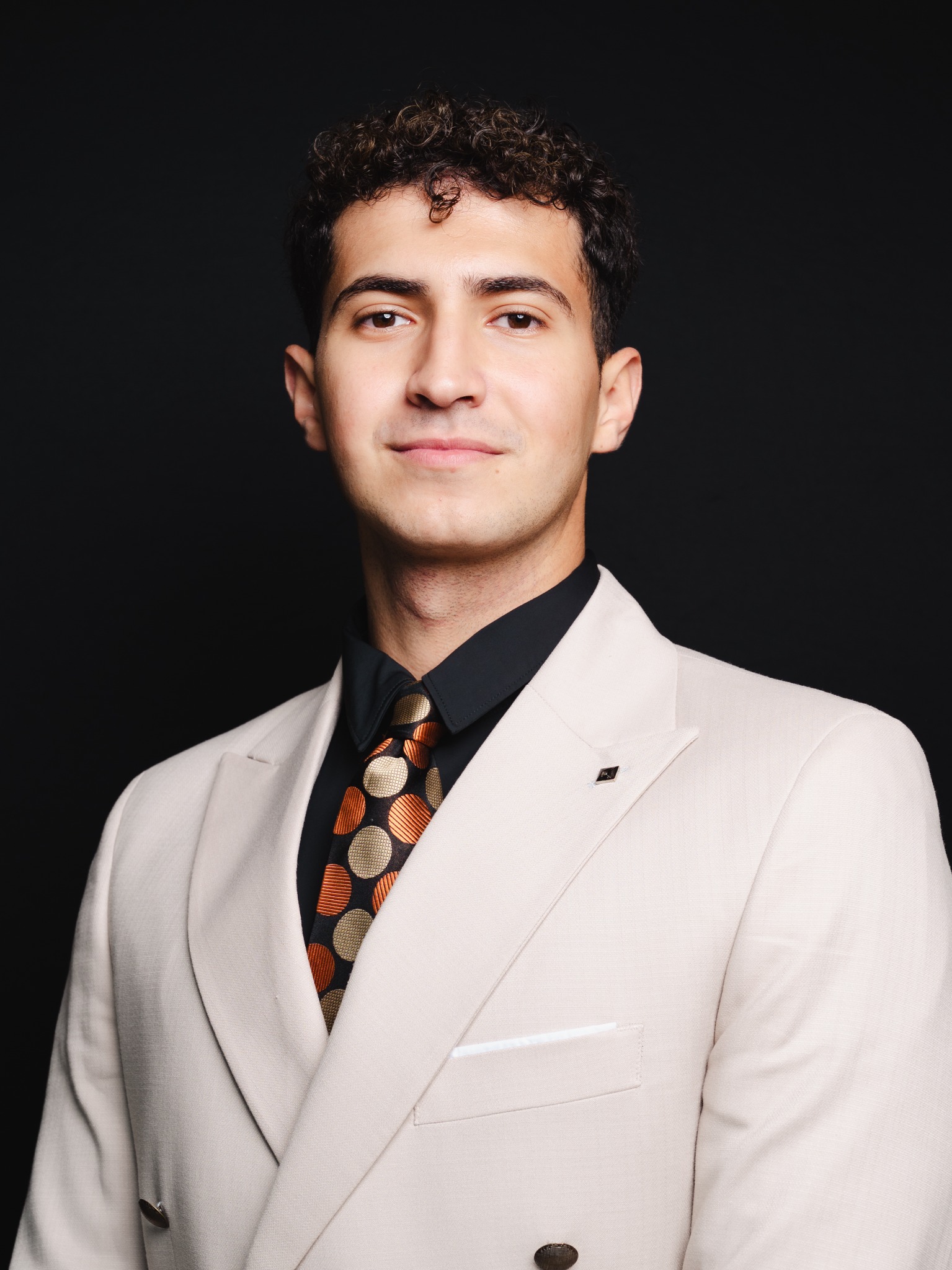 Yamen Seanwan - Founder of Signal & Sage Consulting